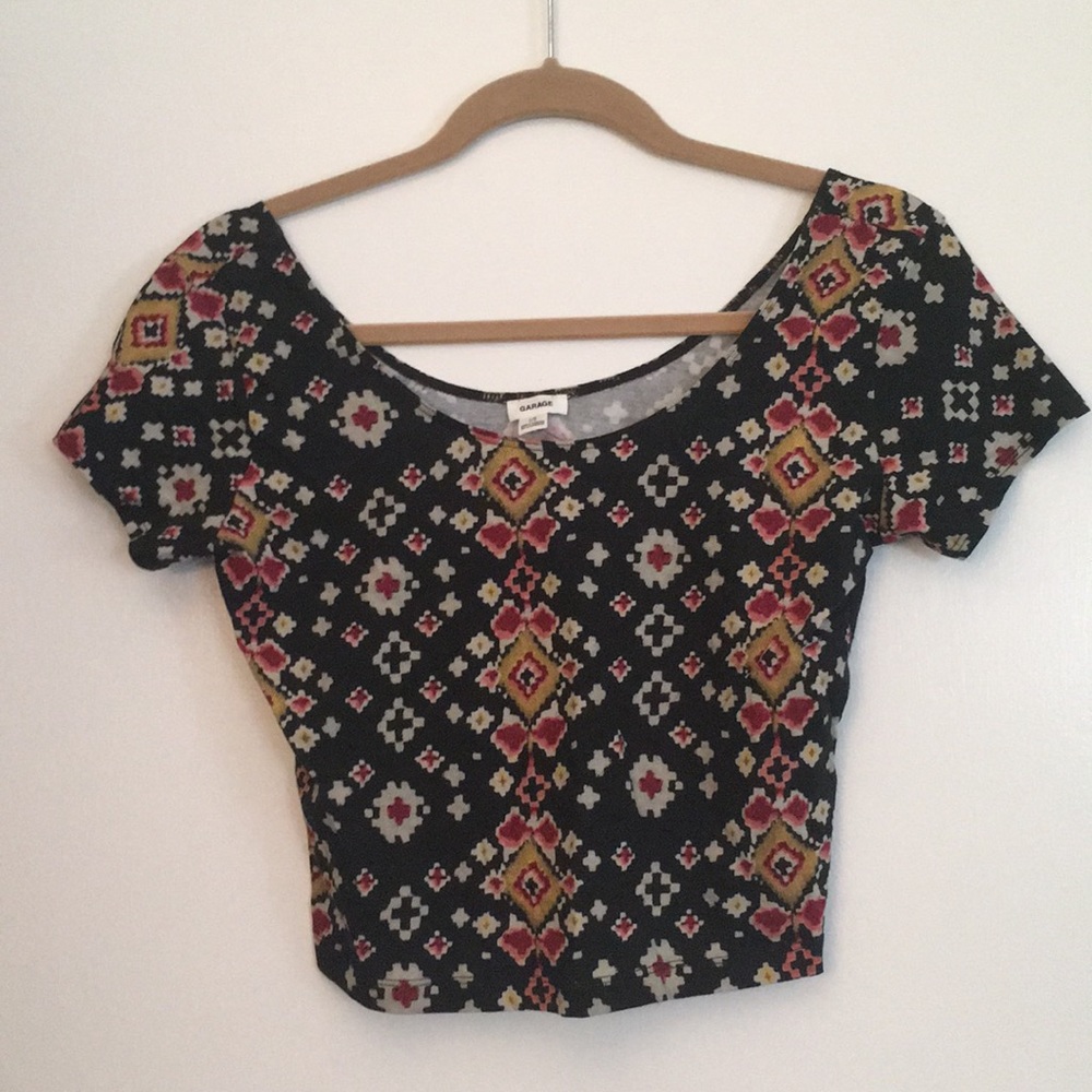 Crop top